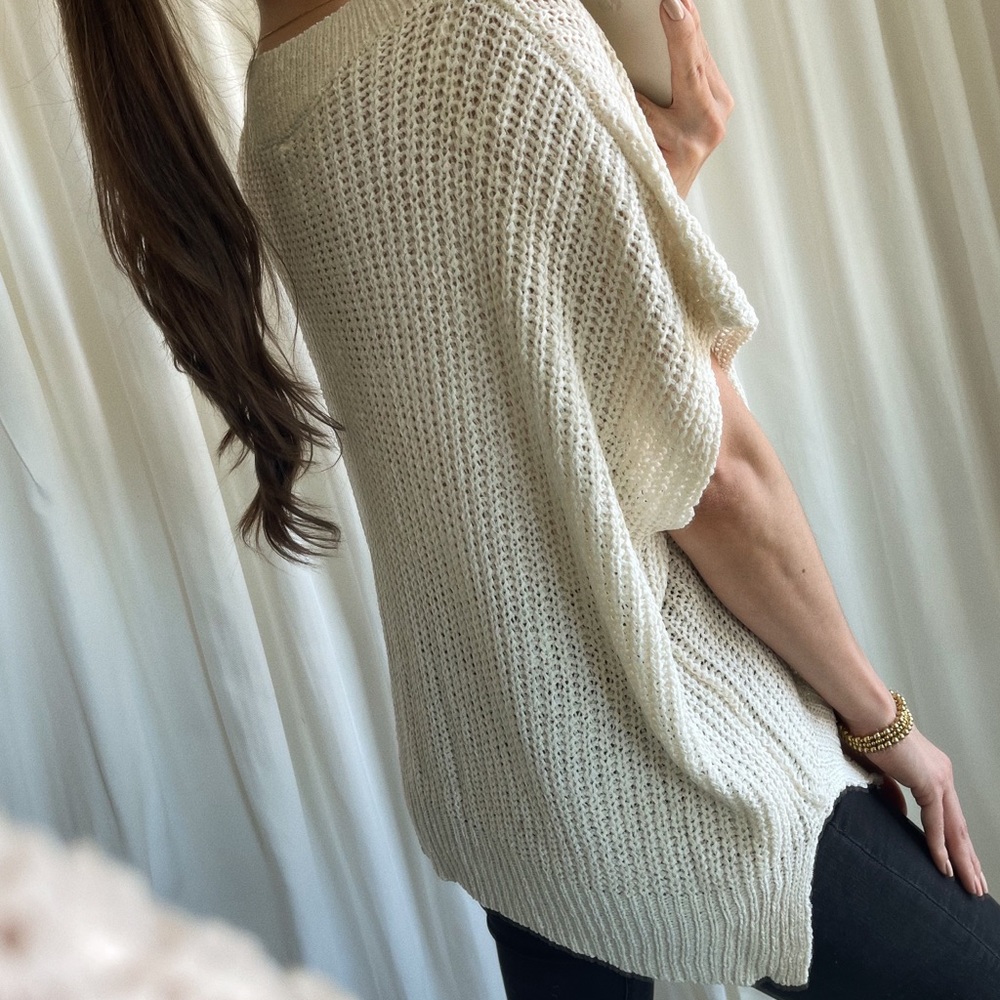 LAST M/L • KNIT SWEATER TOP — In Cream - Picture 8 of 9